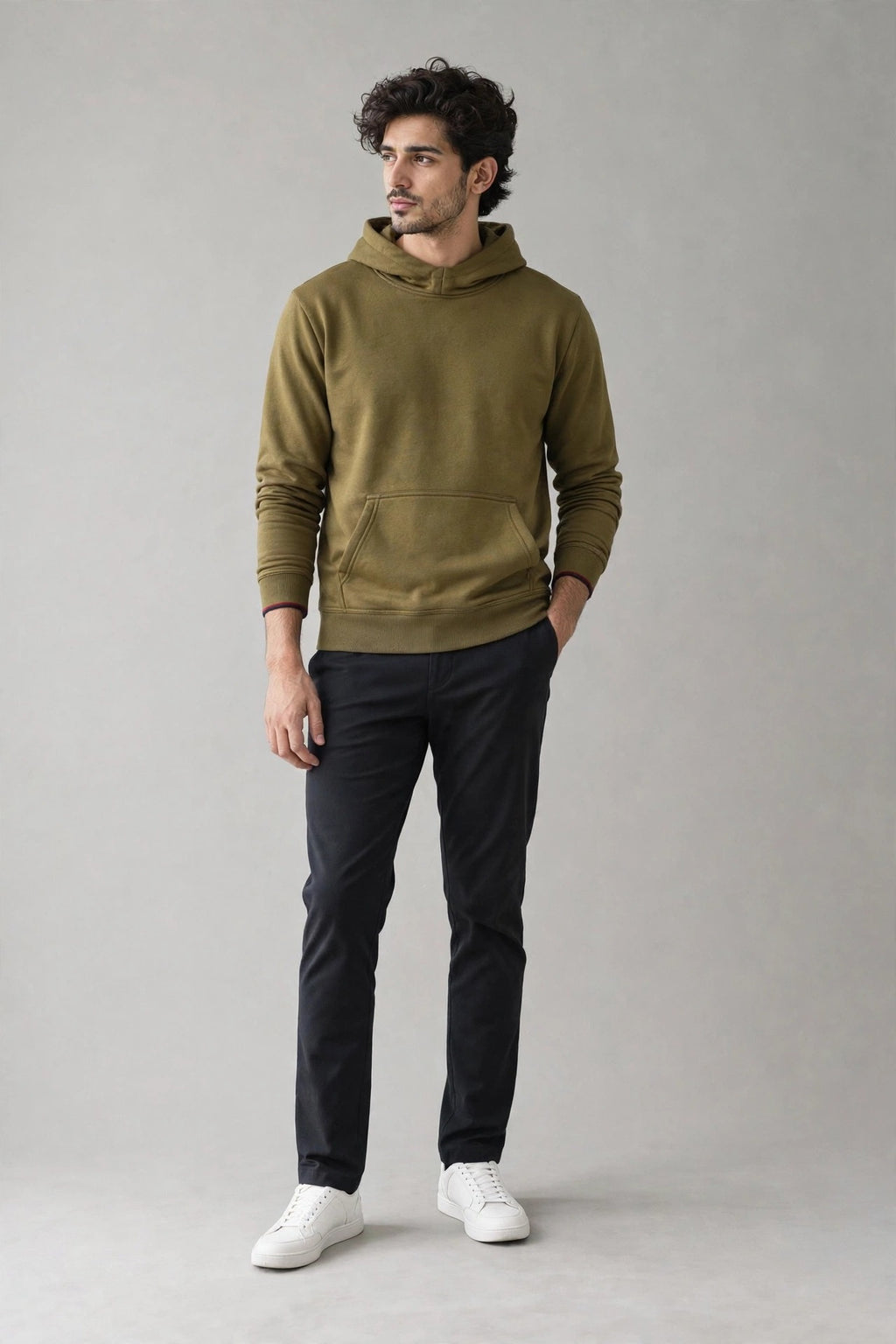 GR Apparel Pullover Hoodie in olive — front