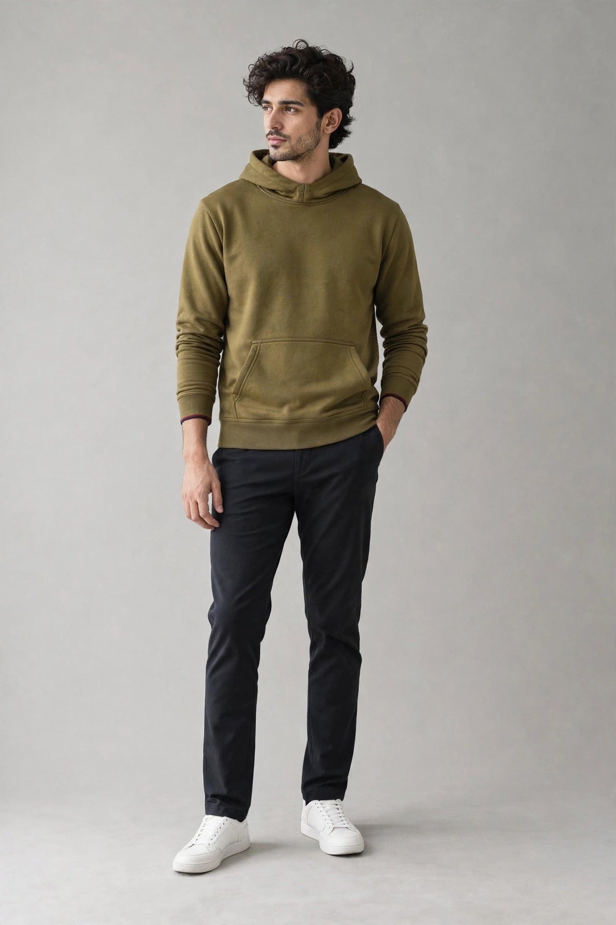 GR Apparel Pullover Hoodie in olive — front