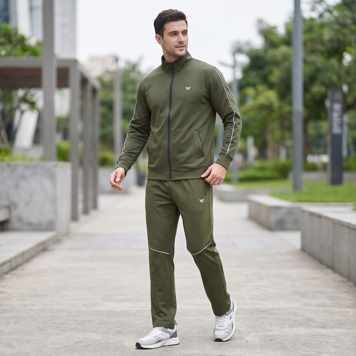 GR Apparel Piped Tracksuit Set in olive — detail